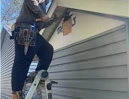 Best Insulated Siding Installation  in Redway, CA